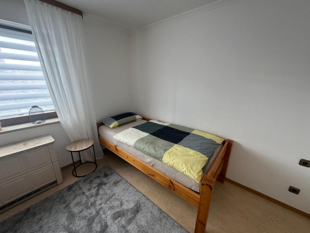 Апартаменти Schoenes, Friedliches Zimmer Аугсбург Екстер'єр фото